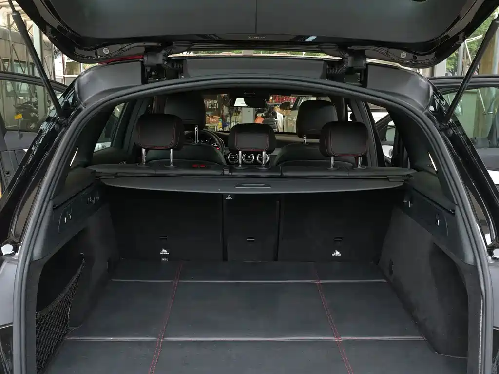 Mercedes-Benz GLC AMG — миниатюра 18