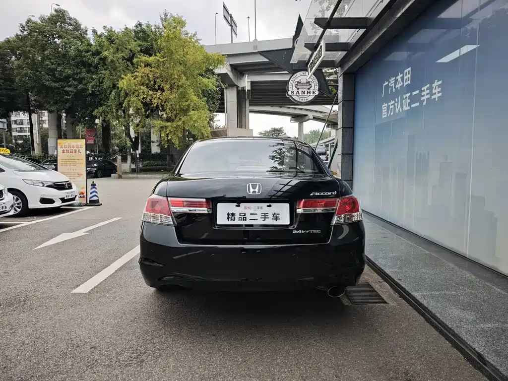 Honda Accord — миниатюра 4