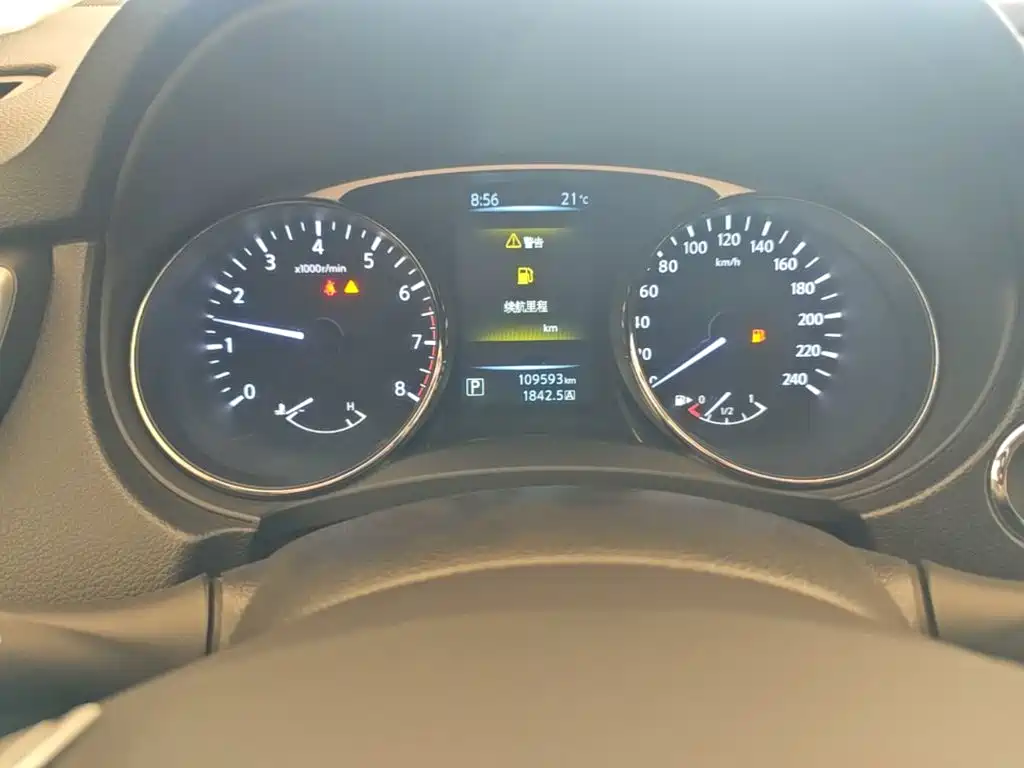 Nissan X-Trail — миниатюра 12