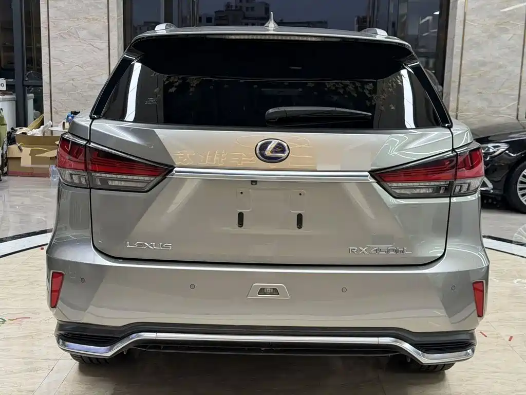 Lexus RX — миниатюра 5