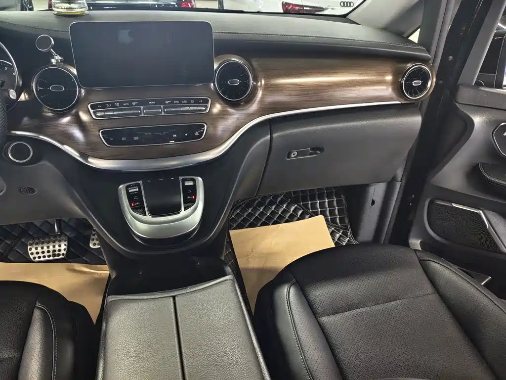 Mercedes-Benz V-Class V 2021 V 260