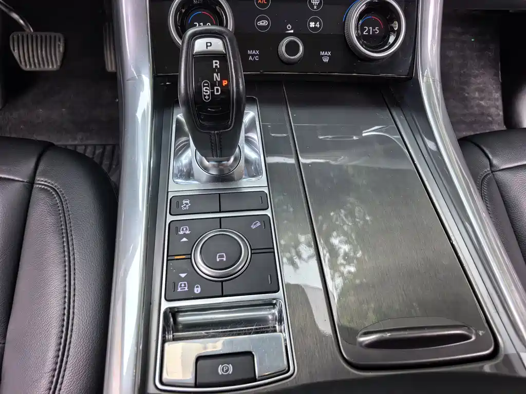 Land Rover Sport — миниатюра 9