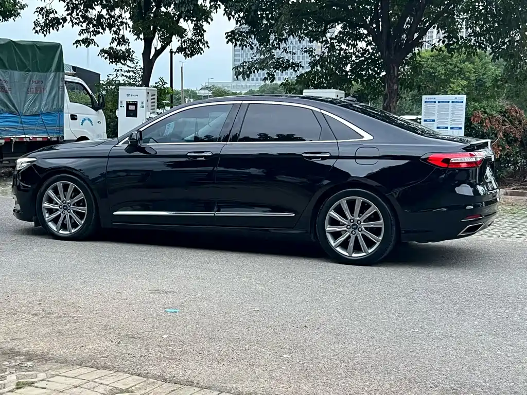 Ford Taurus — миниатюра 5