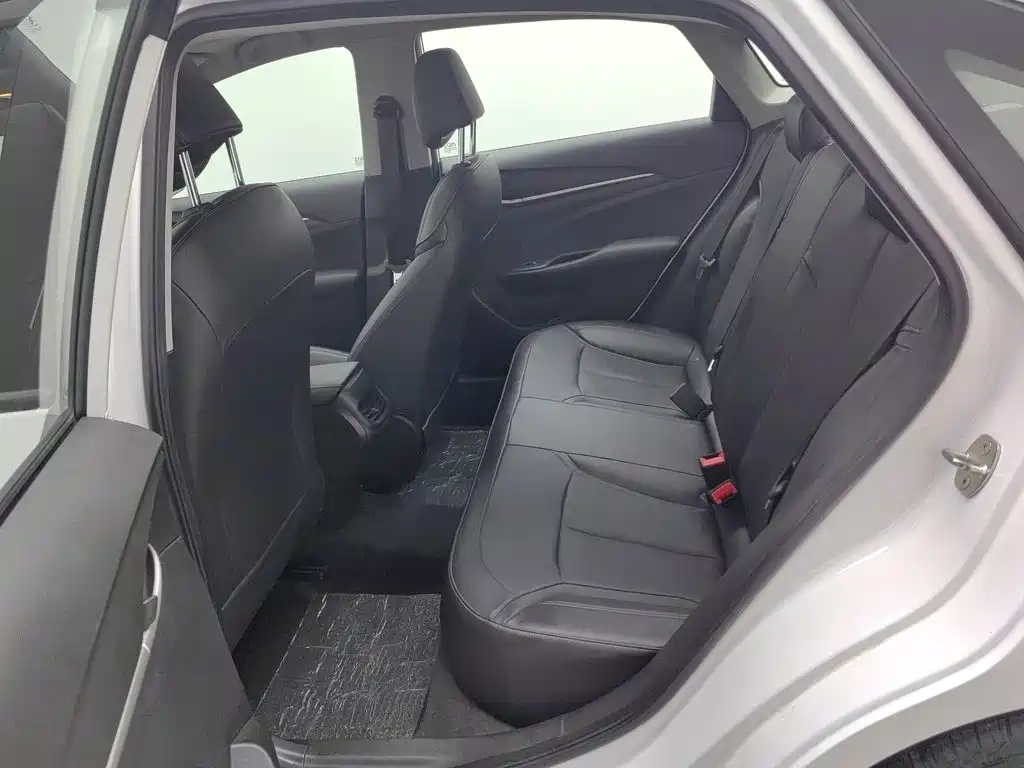 Buick Excelle — миниатюра 15