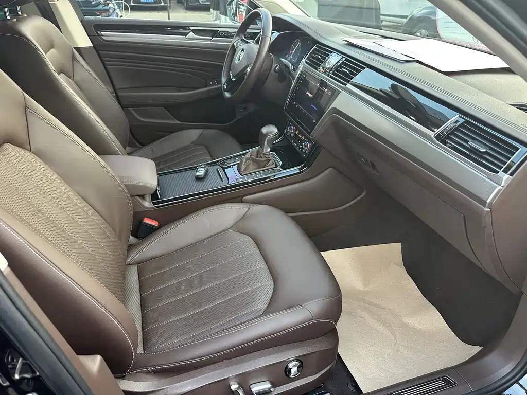 Volkswagen Phideon — миниатюра 17