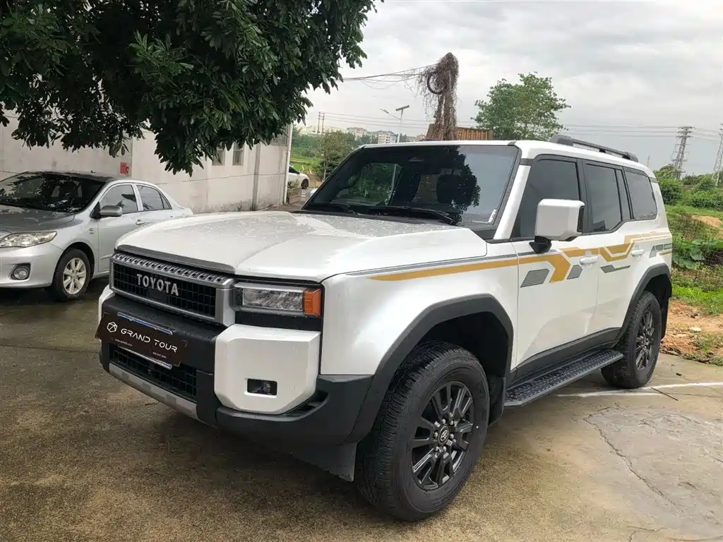 Toyota Prado 2025
