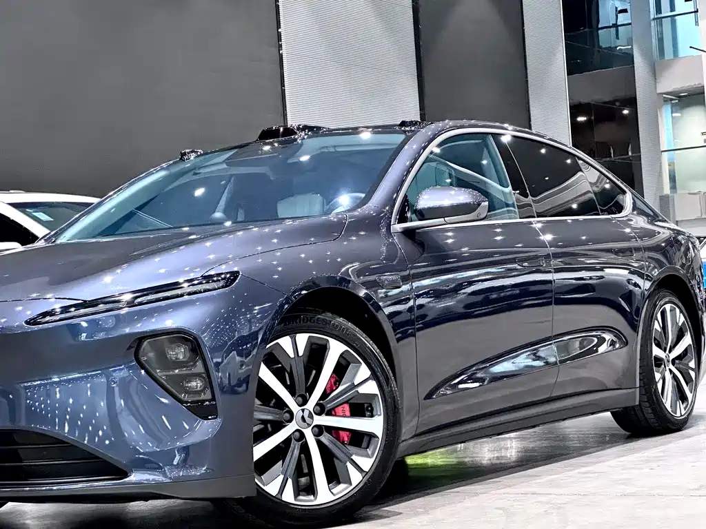NIO NIO ET7
