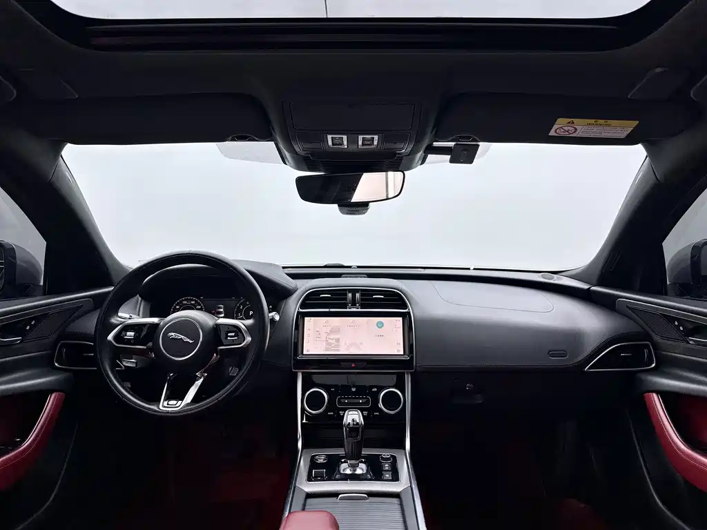 Jaguar XEL 2022 2.0T 250PS R-DYNAMIC S Sport