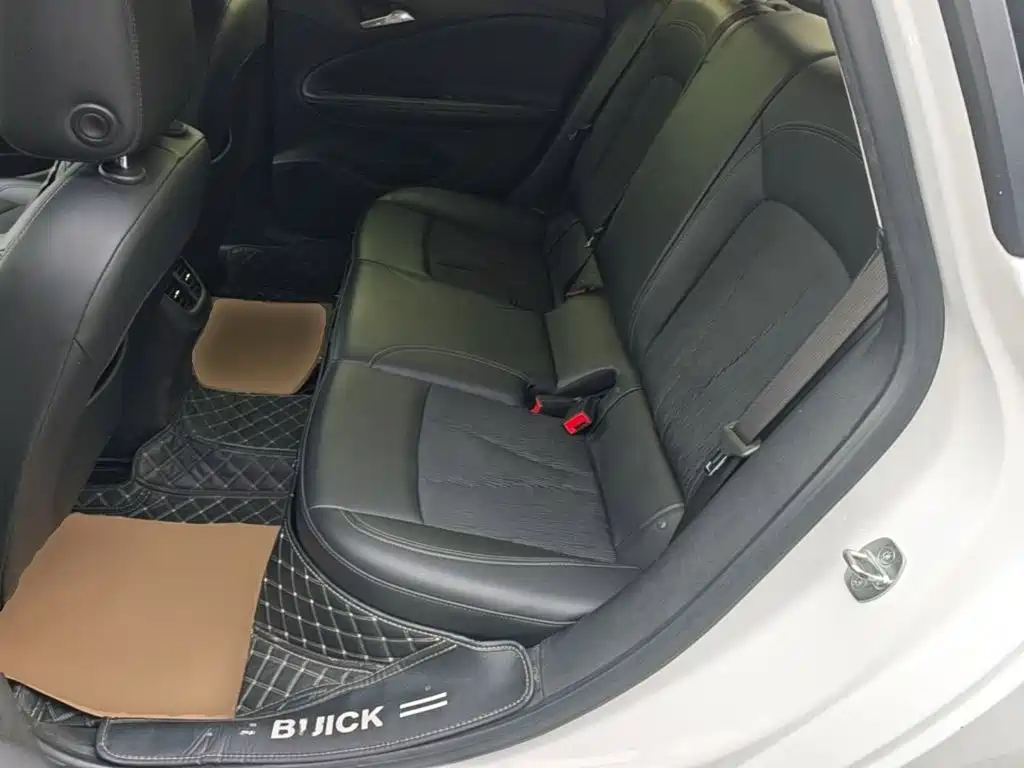 Buick Verano — миниатюра 17