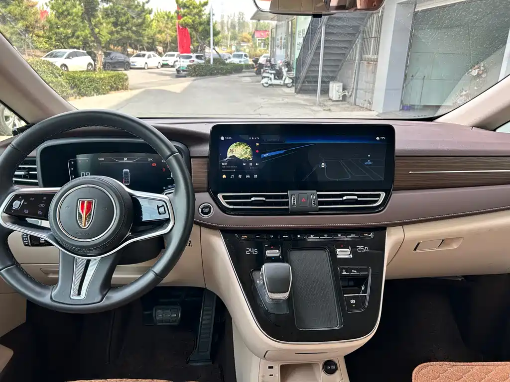 Hongqi Hongqi HQ9 — миниатюра 10