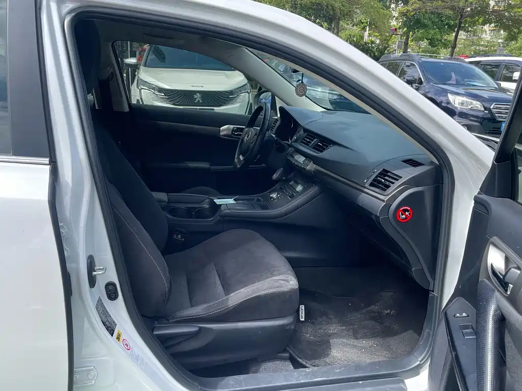 Lexus CT CT200h Elite Edition Single Color China V, фото 8