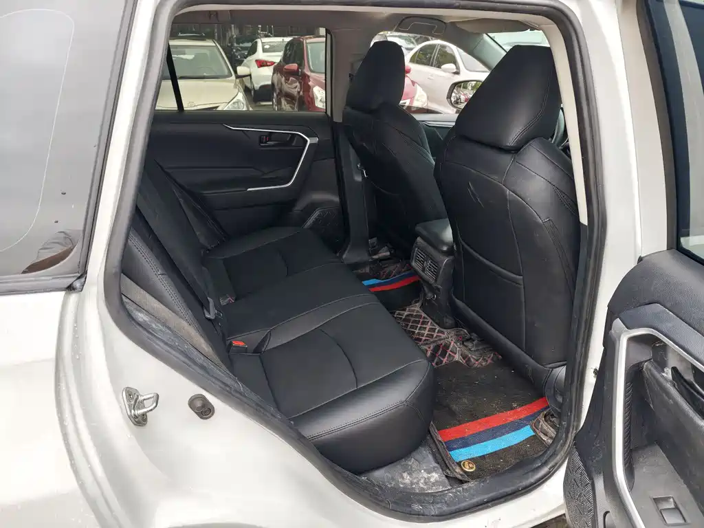 Toyota Wildlander 2024 2.0L CVT Lead