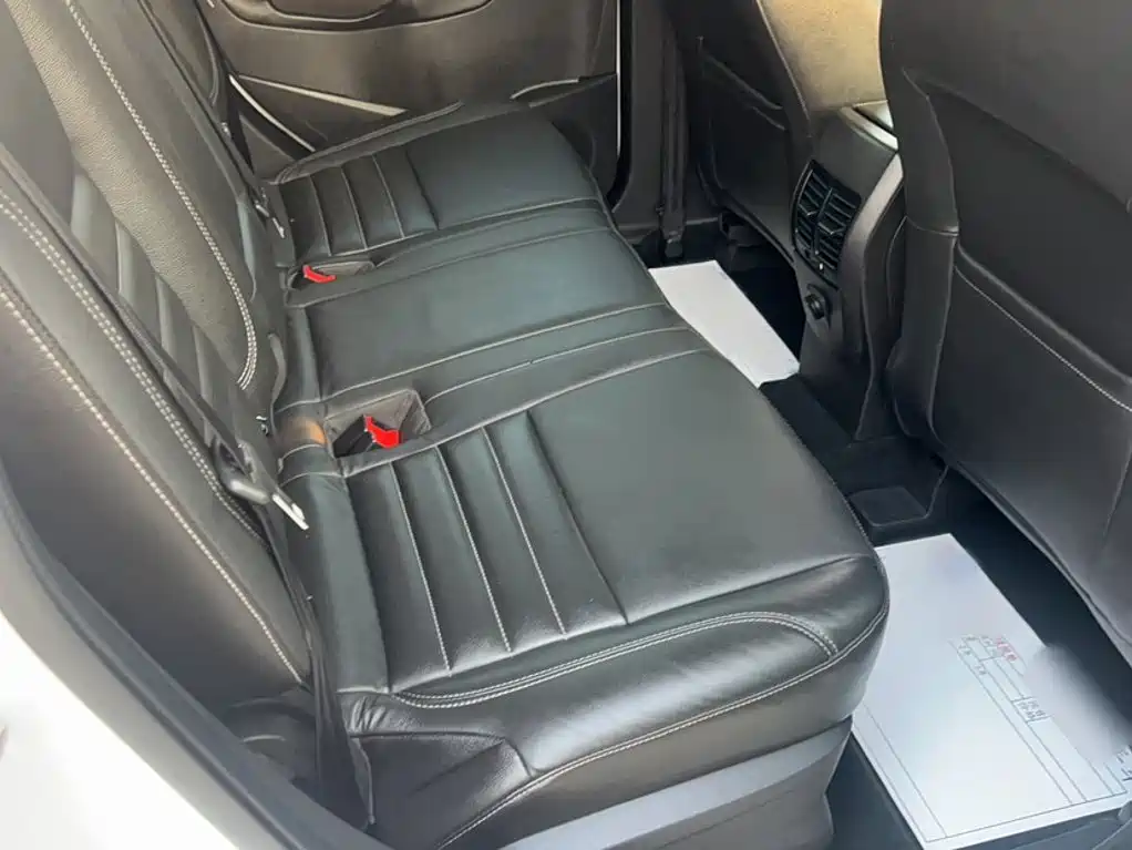 Ford Kuga — миниатюра 15