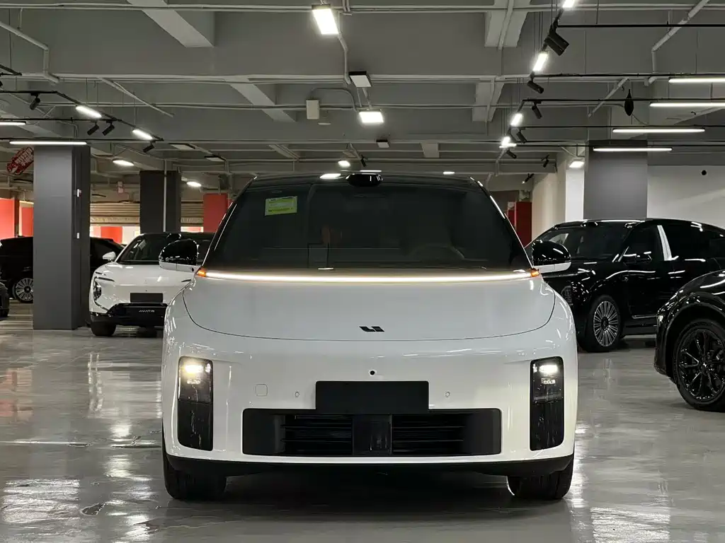 Li Auto i6 — фотографии объявления, Фото 3