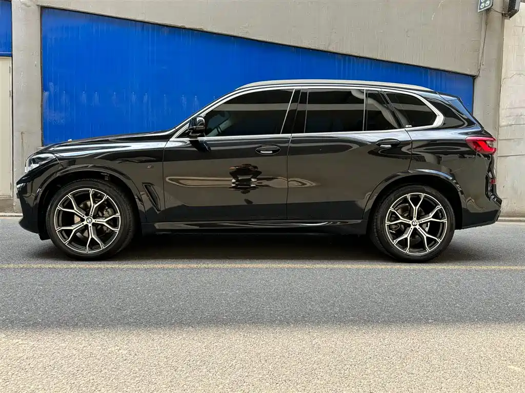 BMW X5 2020 xDrive30i M Sport