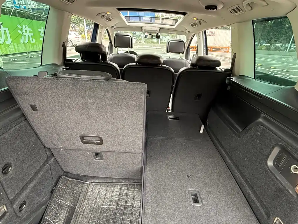 Volkswagen Sharan — миниатюра 17