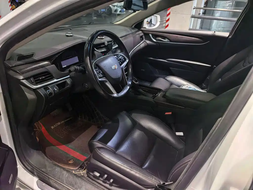 Cadillac XTS — миниатюра 6