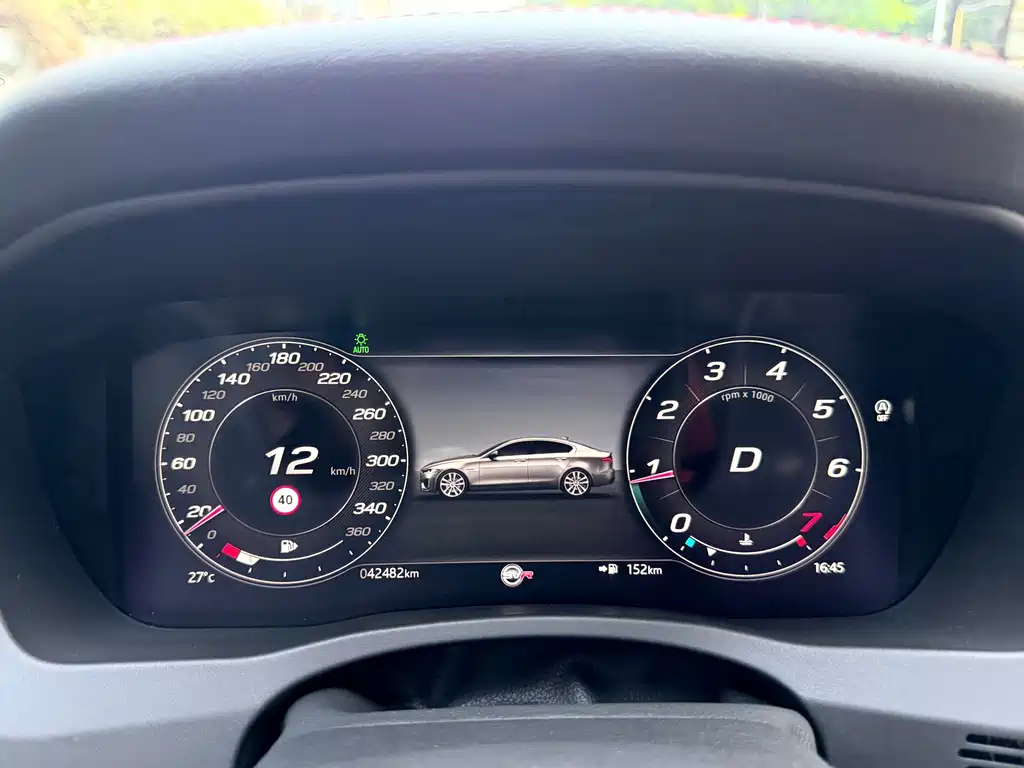 Jaguar XEL — миниатюра 12
