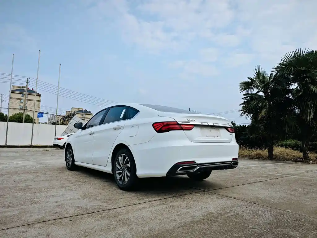 Geely Binrui — миниатюра 13