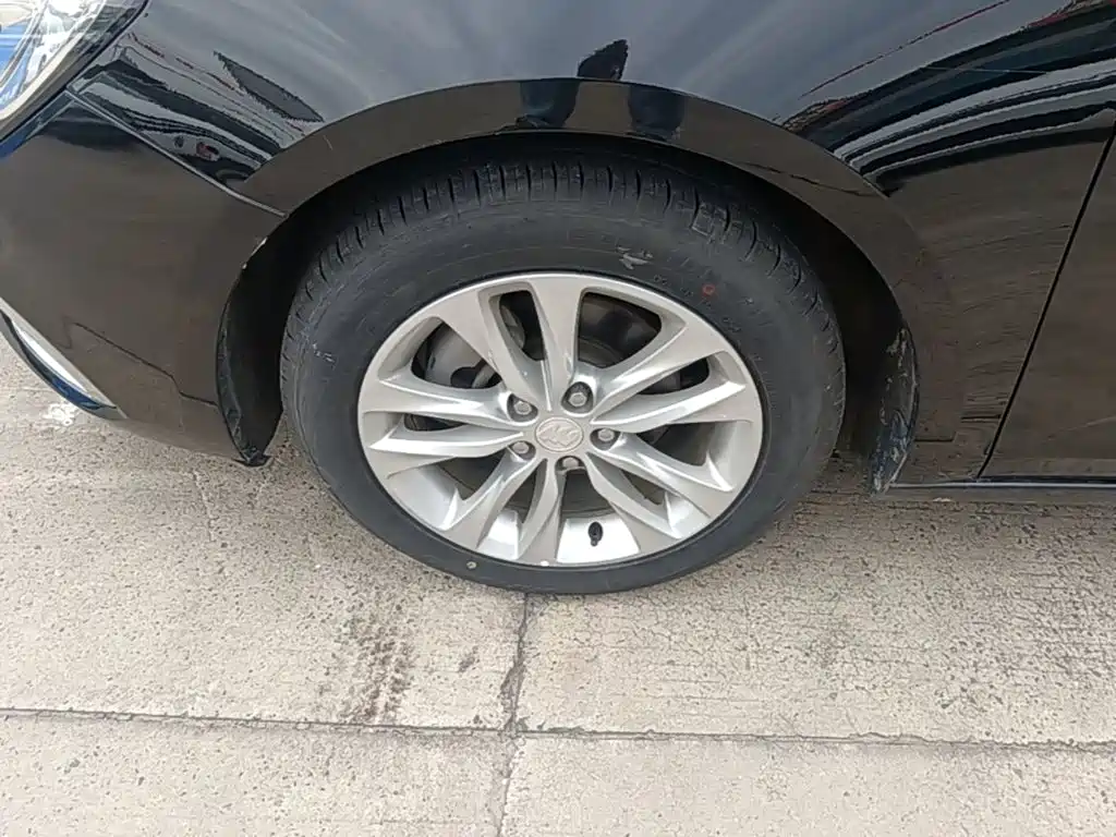 Buick Verano — миниатюра 23