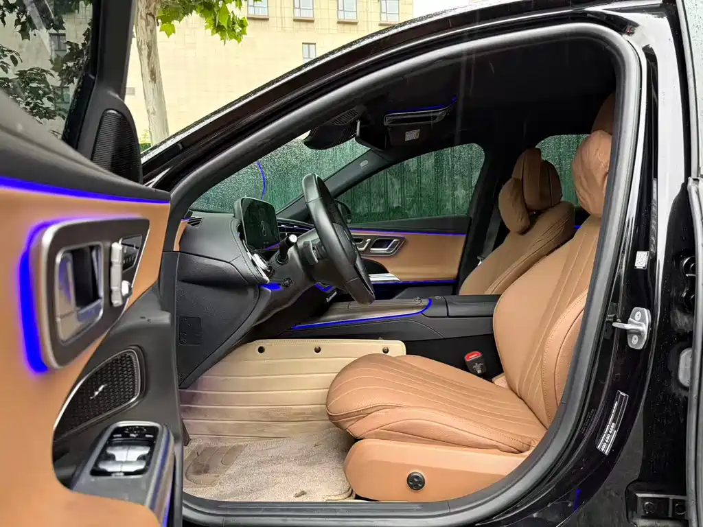 Mercedes-Benz E-Class E 2024 E 350 e L