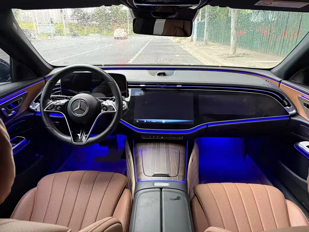 Mercedes-Benz E-Class E 2024 E 350 e L