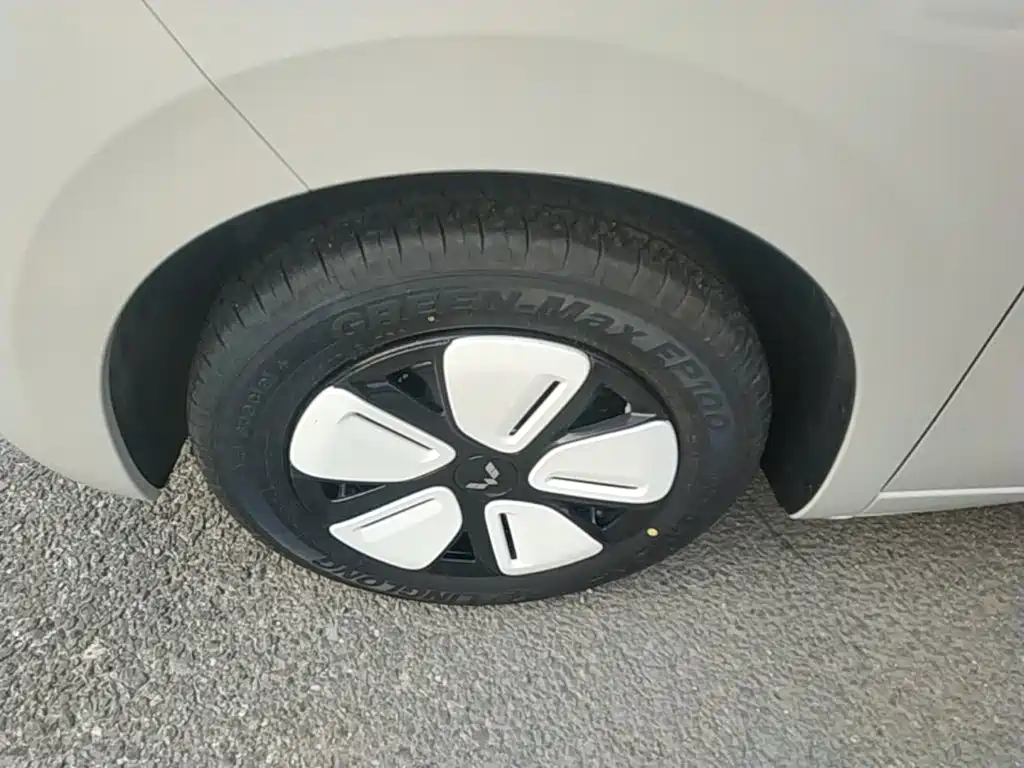 Wuling MINIEV — миниатюра 23