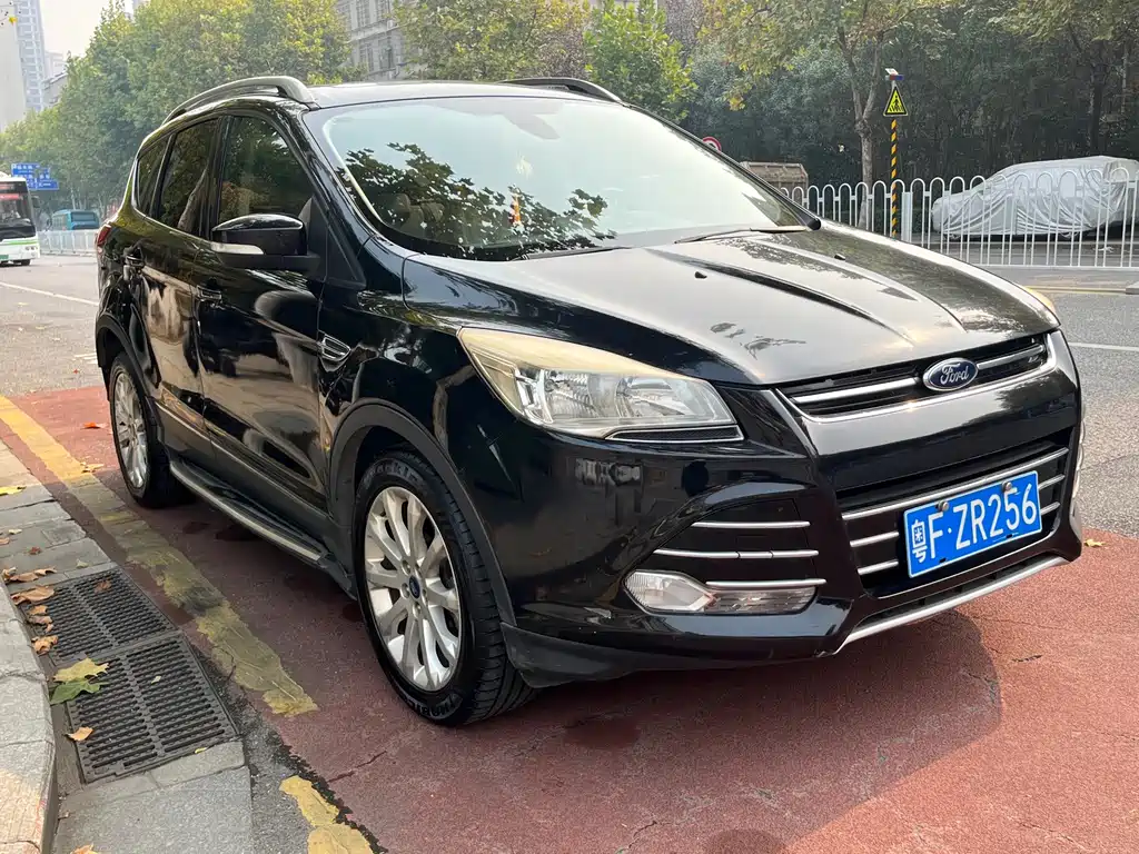Ford Kuga — миниатюра 3