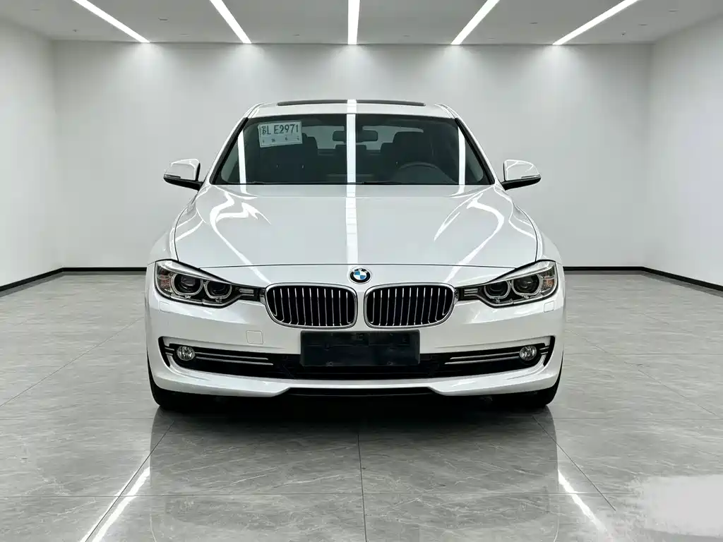 BMW 3 Series — миниатюра 2