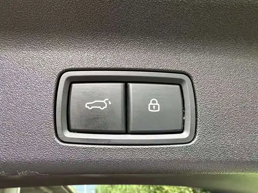 Li Auto Li L8 — миниатюра 8