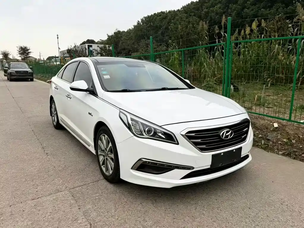 Hyundai Sonata — миниатюра 3