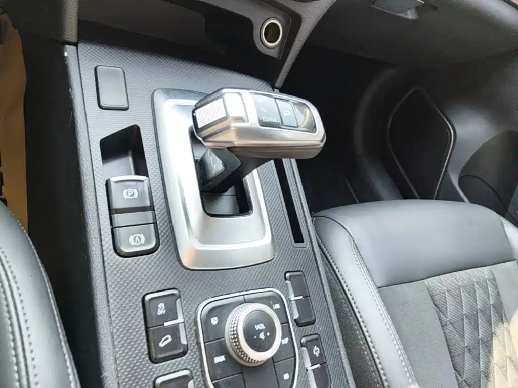 Haval H6 Coupe — миниатюра 14