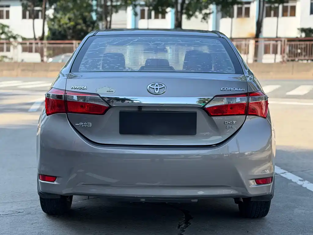 Toyota Corolla — миниатюра 13