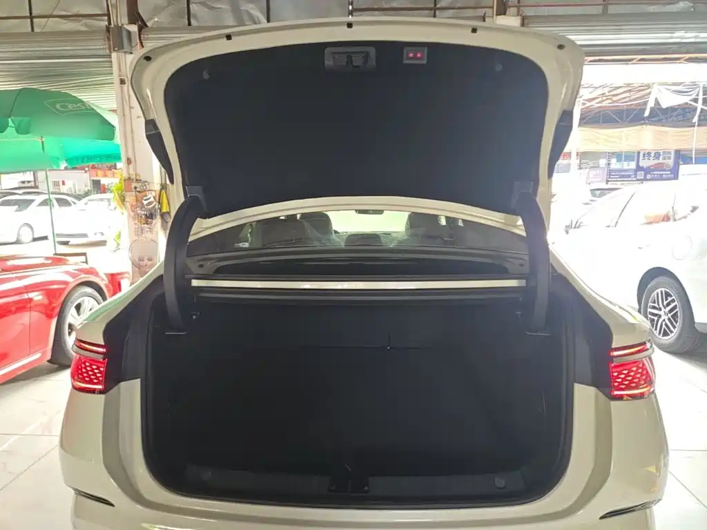BYD Seal 07 DM-i — миниатюра 19