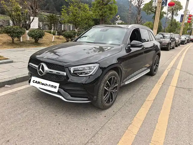 mercedes-benz glc