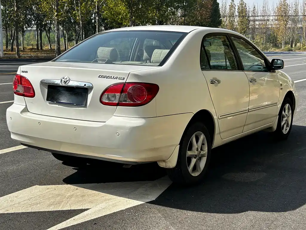 Toyota Corolla — миниатюра 4