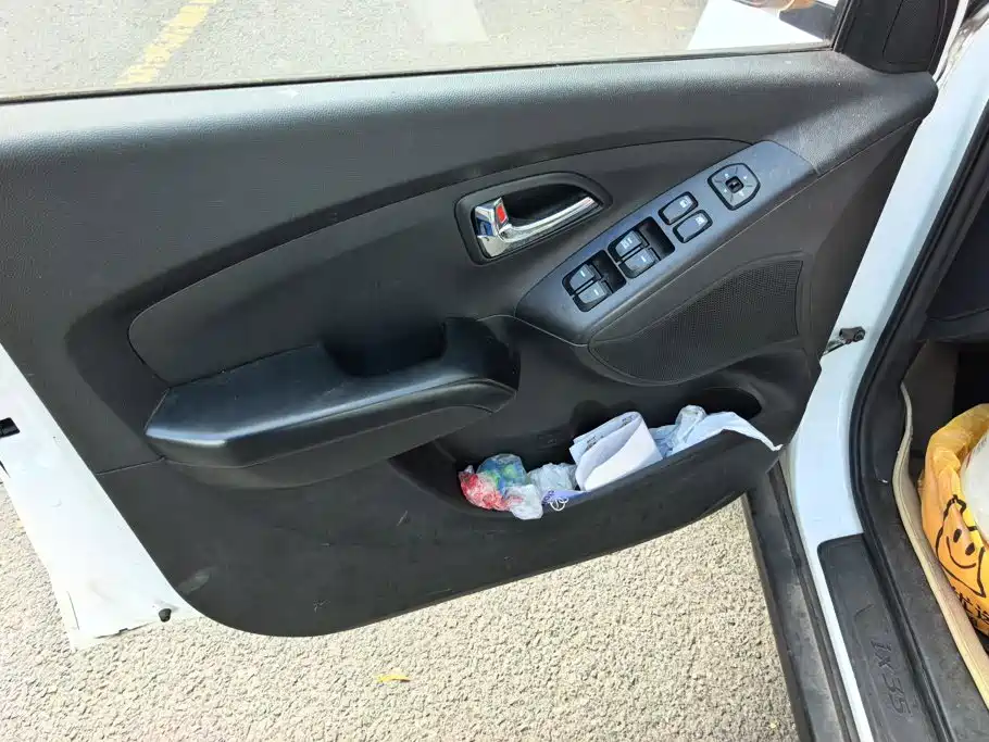 Hyundai ix35 — миниатюра 7