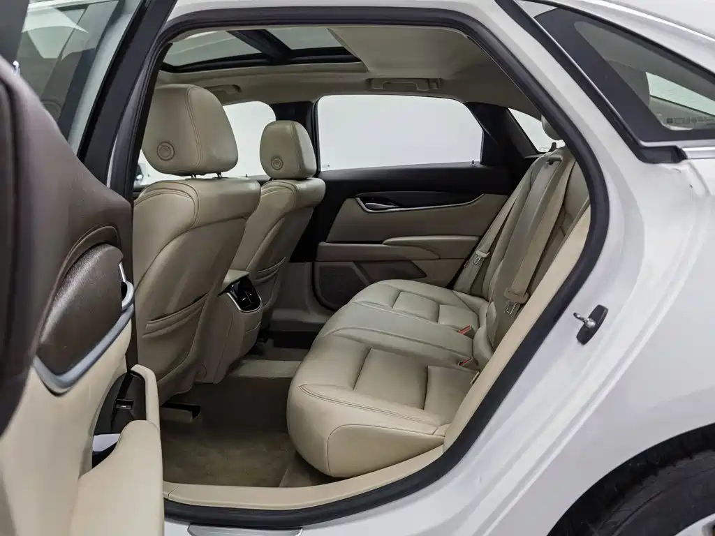 Cadillac XTS — миниатюра 15