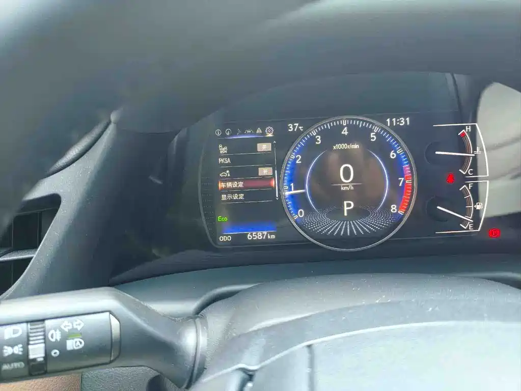Lexus ES — миниатюра 7