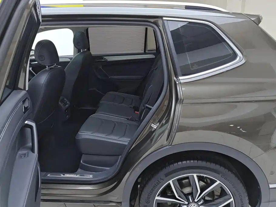 Volkswagen Tiguan L — миниатюра 11