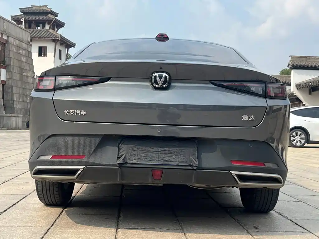 Changan Yida — миниатюра 6