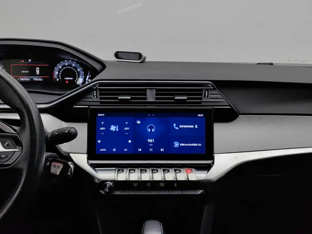 Peugeot 408 — миниатюра 12