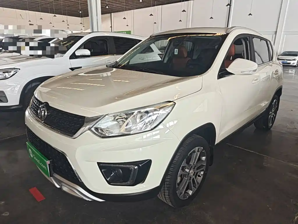 BAIC Senova X35