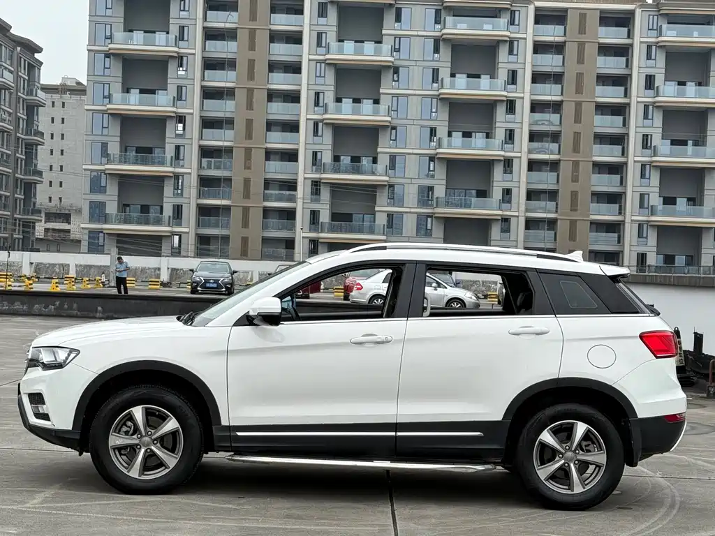Haval H6 Coupe — миниатюра 17