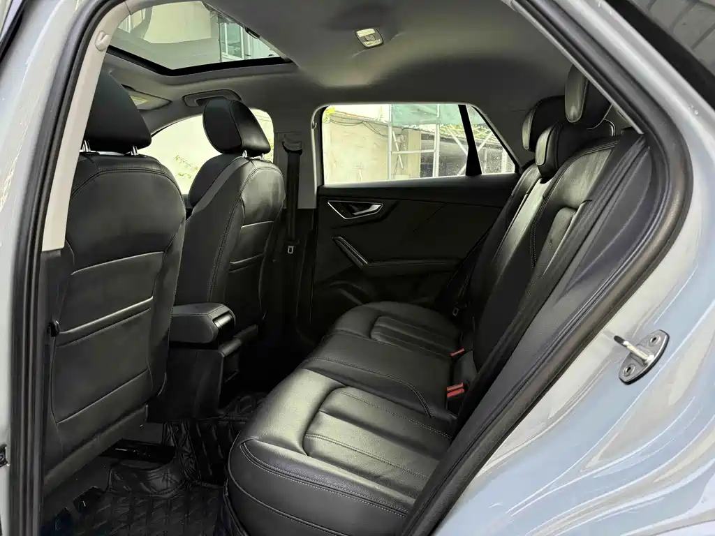 Audi Q2L — миниатюра 8