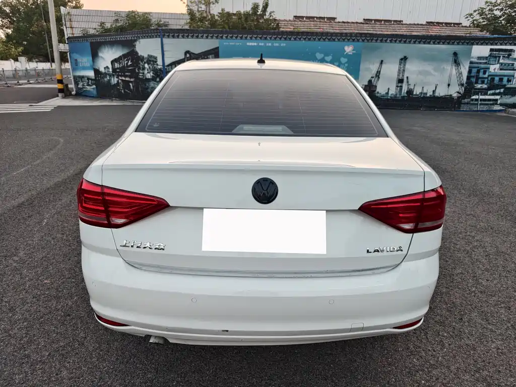 Volkswagen Lavida — миниатюра 10