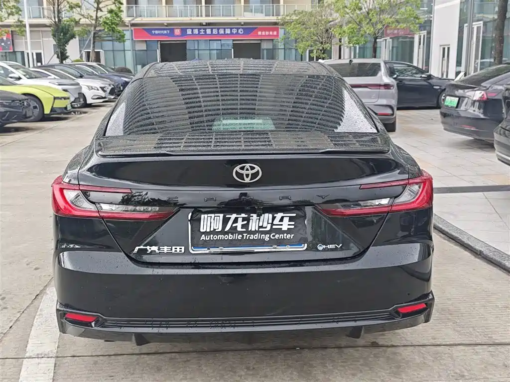 Toyota Camry 2026 2.0HSE Sport Lite