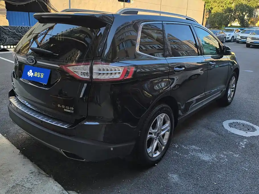Ford Edge 2015 2.0T GTDi