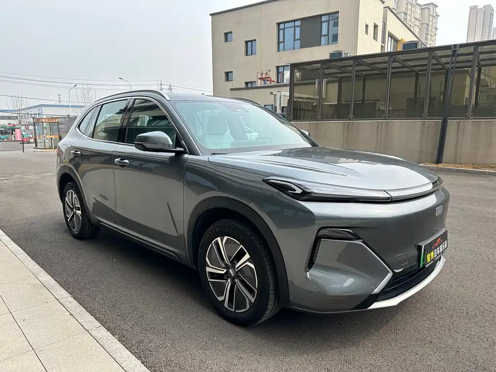 Geely Galaxy Galaxy 7 7 2025 120km +