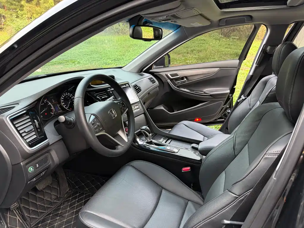 Honda Spirior — миниатюра 6